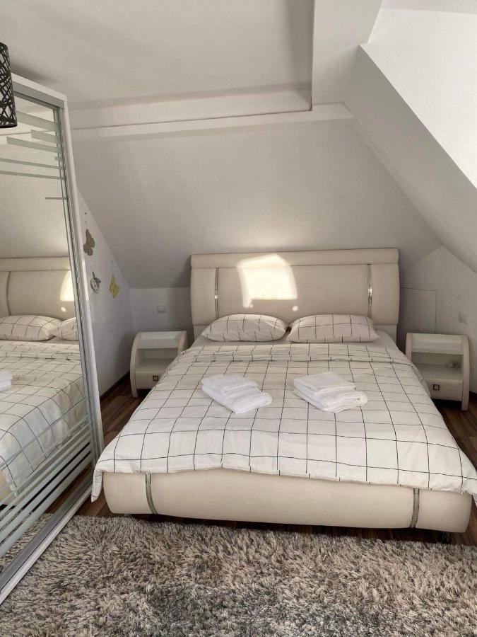 Apartament Ema Bistriţa Extérieur photo