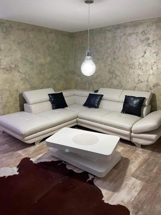 Apartament Ema Bistriţa Extérieur photo